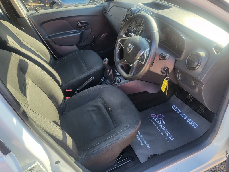 Used Dacia Sandero 2018 for sale - 78097634: Photo 3