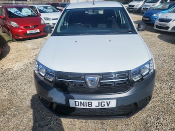Used Dacia Sandero 2018 for sale - 78097634: Photo