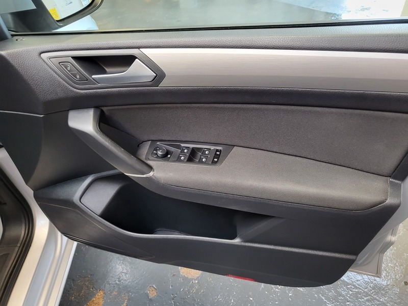 Used Volkswagen Touran 2019 for sale - 76148438: Photo 14