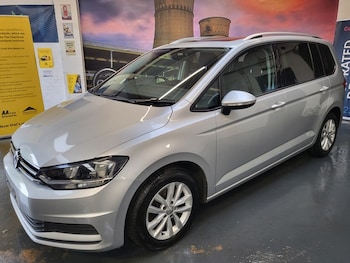 Volkswagen - Touran