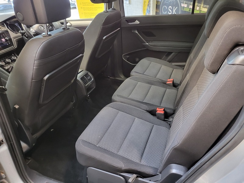 Used Volkswagen Touran 2019 for sale - 76148438: Photo 23