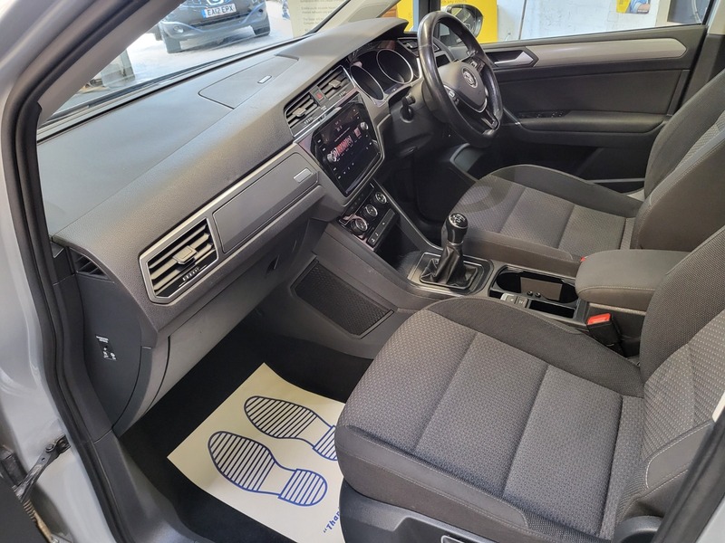 Used Volkswagen Touran 2019 for sale - 76148438: Photo 25