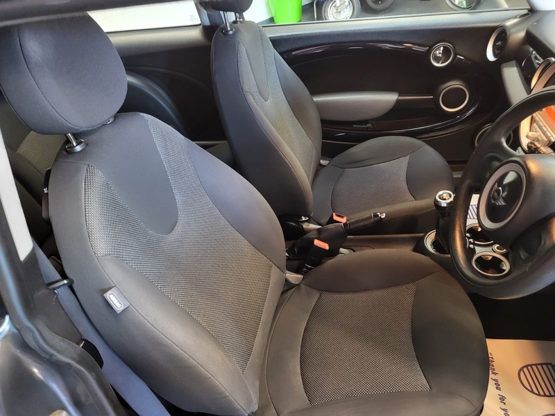 Used MINI One 2010 for sale - 76910801: Photo 18