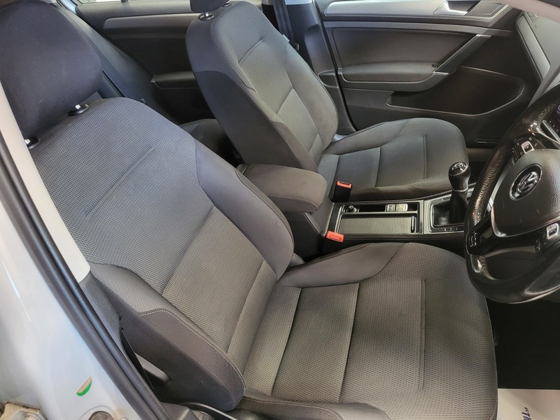 Used Volkswagen Golf 2016 for sale - 76081479: Photo 14