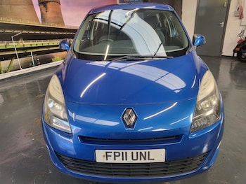 Used Renault Grand Scenic 2011 for sale - 75924352: Photo