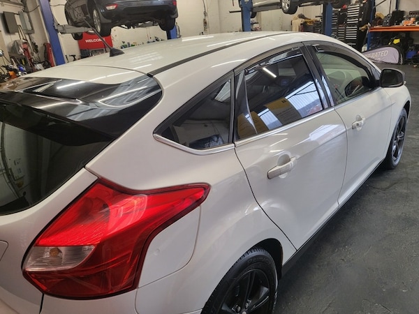 Used Ford Focus 2011 for sale - 73346433: Photo 11