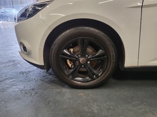 Used Ford Focus 2011 for sale - 73346433: Photo 24
