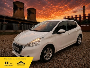 Used Peugeot 208 2012 for sale - 79058934: Photo