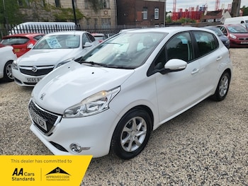 Used Peugeot 208 2012 for sale - 79058934: Photo
