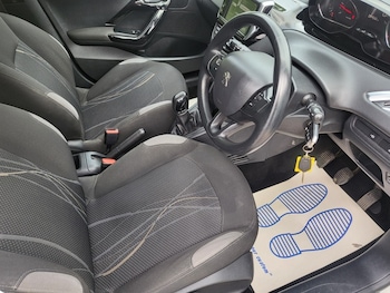 Used Peugeot 208 2012 for sale - 79058934: Photo