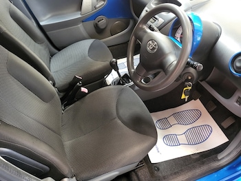 Used Toyota AYGO 2010 for sale - 75574197: Photo