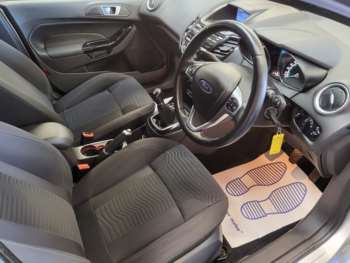 Used Ford Fiesta 2015 for sale - 74405290: Photo