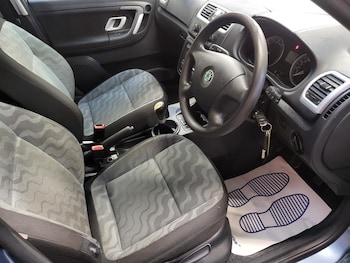 Used Skoda Fabia 2009 for sale - 76605356: Photo