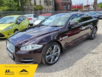Used Jaguar XJ 2010 for sale - 79266274: Photo