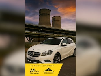 Used Mercedes-Benz A-Class 2014 for sale - 76547421: Photo