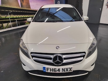 Used Mercedes-Benz A-Class 2014 for sale - 76547421: Photo