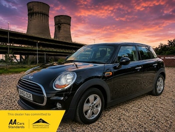 Used MINI Hatch 2015 for sale - 78975840: Photo