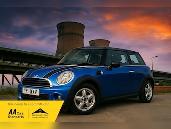 2011 - ONE PIMLICO 3-Door