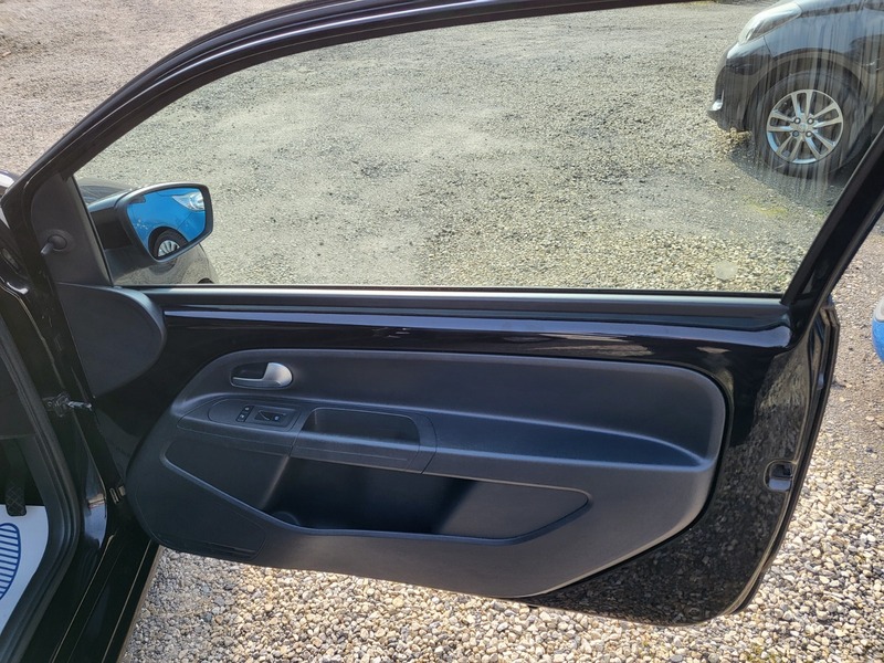 Used Volkswagen up! 2012 for sale - 77990316: Photo 14