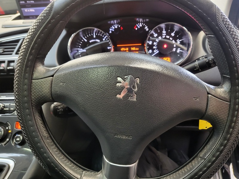 Used Peugeot 3008 2012 for sale - 77384957: Photo 12