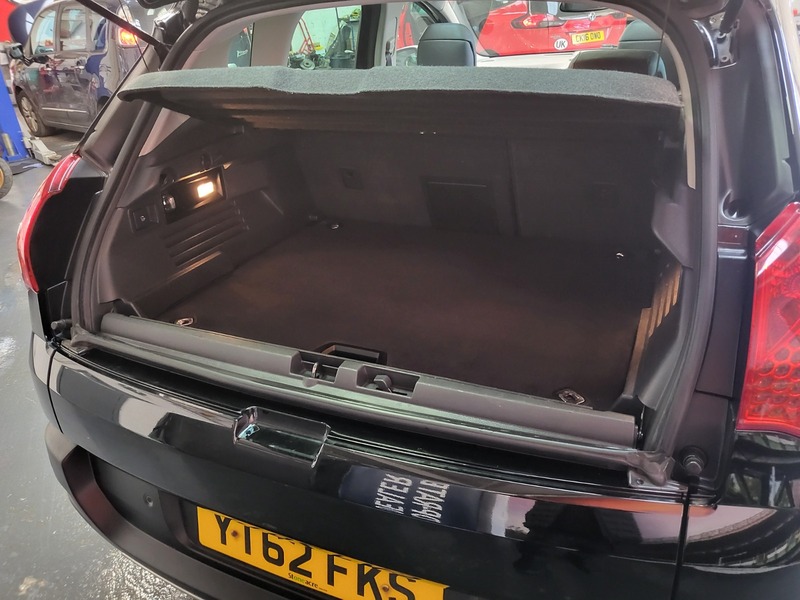 Used Peugeot 3008 2012 for sale - 77384957: Photo 24