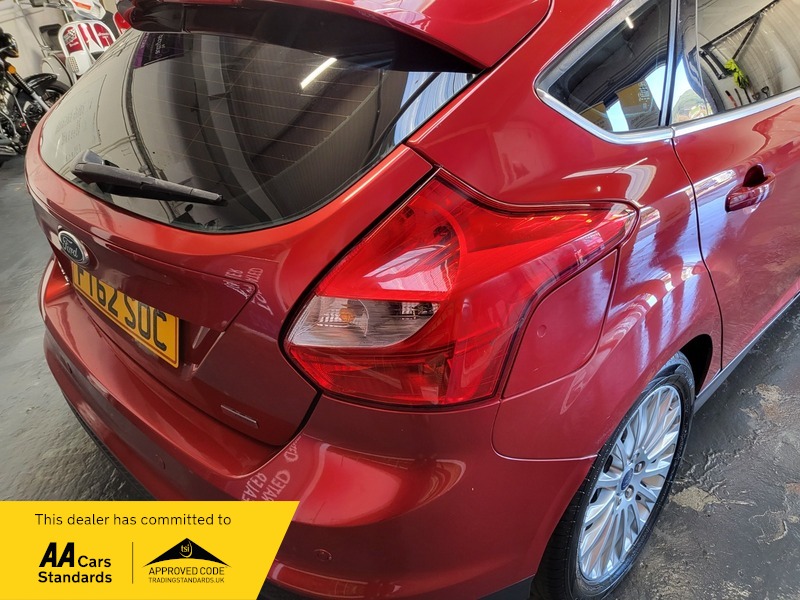 Used Ford Focus 2012 for sale - 76069332: Photo 13