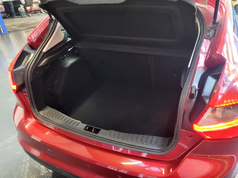 Used Ford Focus 2012 for sale - 76069332: Photo 22