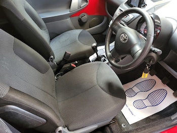 Used Toyota AYGO 2011 for sale - 75947970: Photo