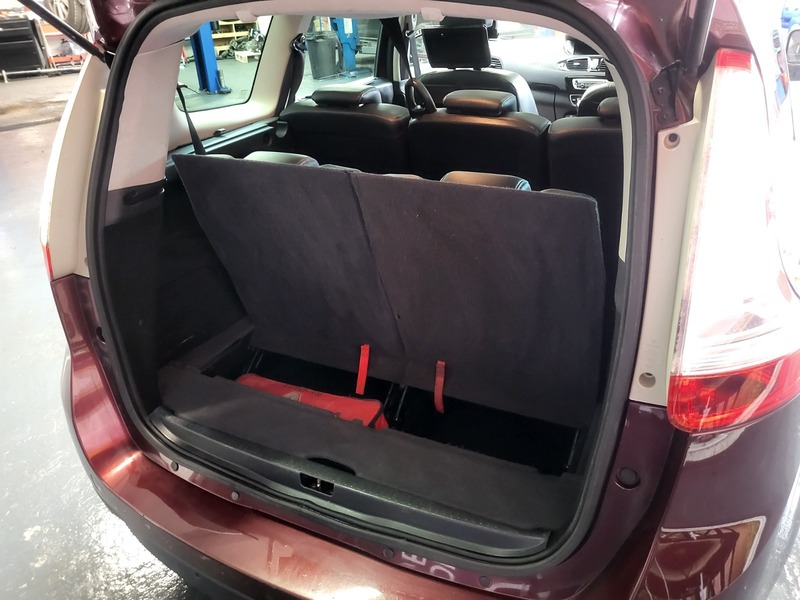 Used Renault Grand Scenic 2013 for sale - 77129194: Photo 23