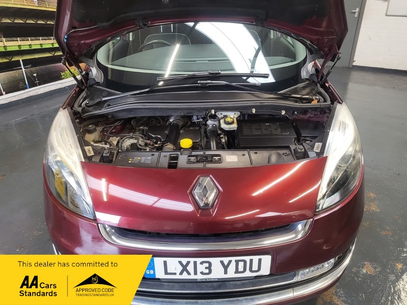 Used Renault Grand Scenic 2013 for sale - 77129194: Photo 24