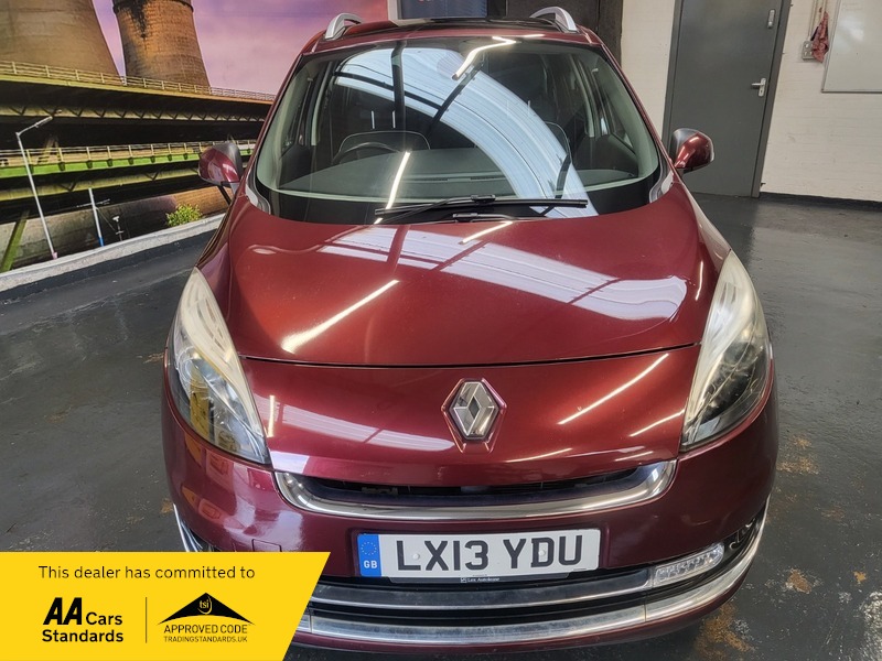 Used Renault Grand Scenic 2013 for sale - 77129194: Photo 4