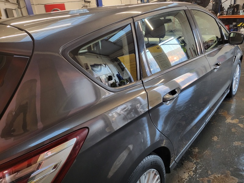 Used Ford S-Max 2015 for sale - 76712197: Photo 11