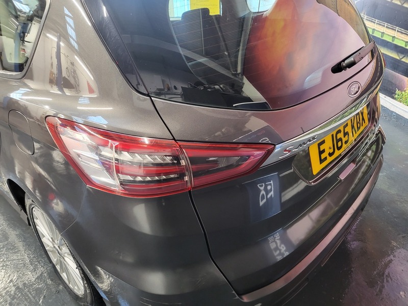 Used Ford S-Max 2015 for sale - 76712197: Photo 15