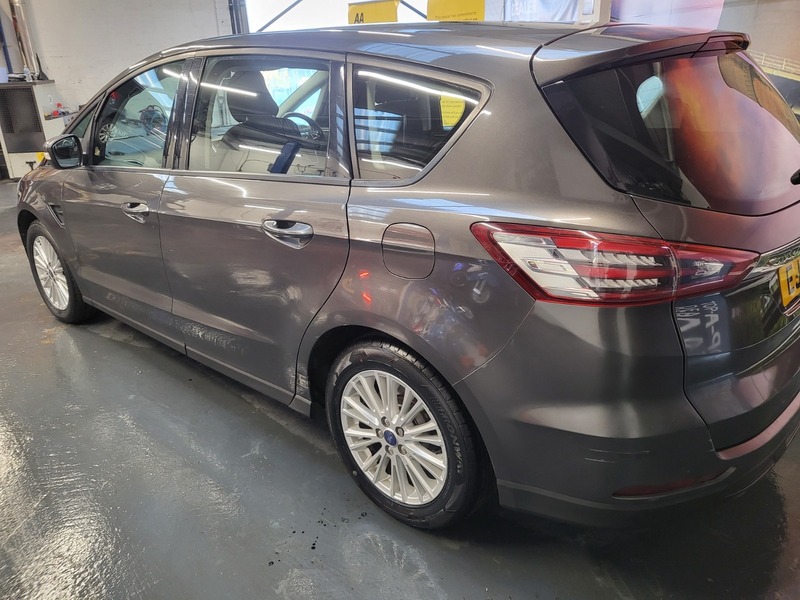 Used Ford S-Max 2015 for sale - 76712197: Photo 18