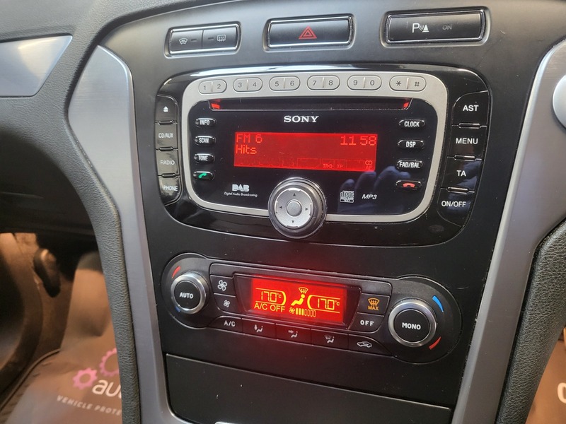 Used Ford Mondeo 2012 for sale - 76376423: Photo 5