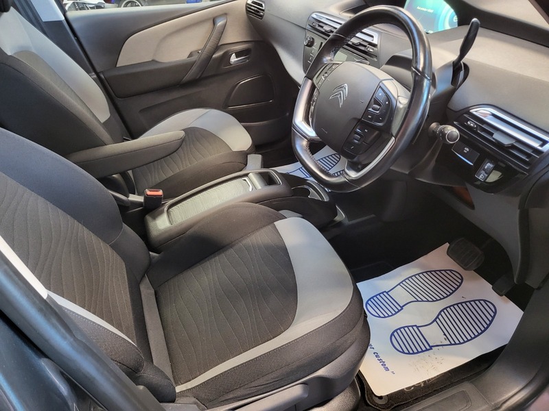 Used Citroen C4 Picasso 2016 for sale - 76896675: Photo 3