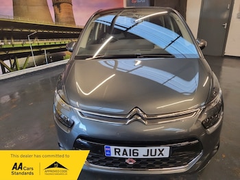 Used Citroen C4 Picasso 2016 for sale - 76896675: Photo