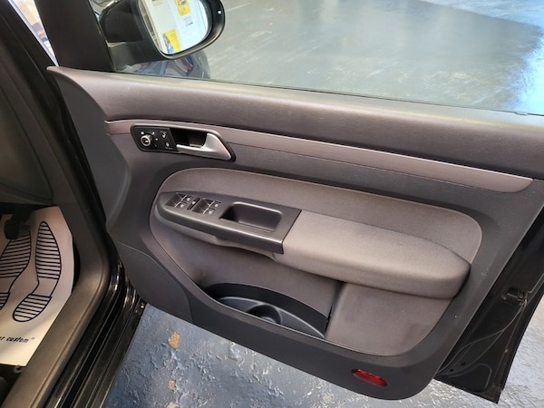 Used Volkswagen Touran 2015 for sale - 74078399: Photo 14