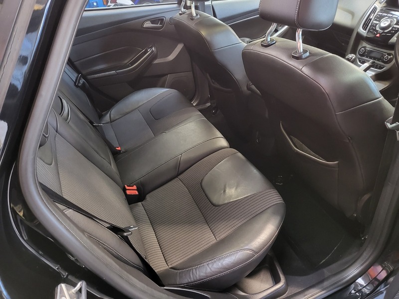 Used Ford Focus 2012 for sale - 76725217: Photo 19