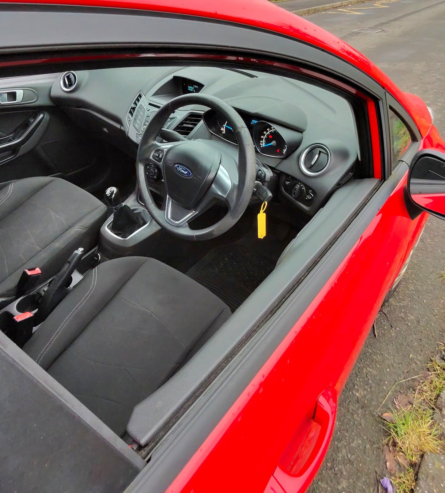 Used Ford Fiesta 2015 for sale - 77324667: Photo 5