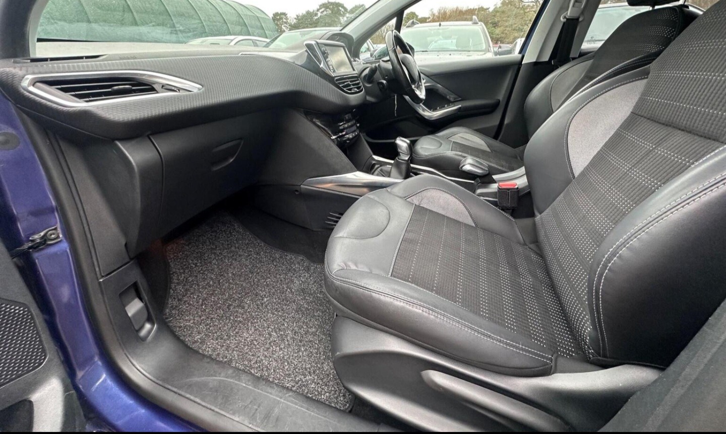 Used Peugeot 2008 2014 for sale - 77170393: Photo 9