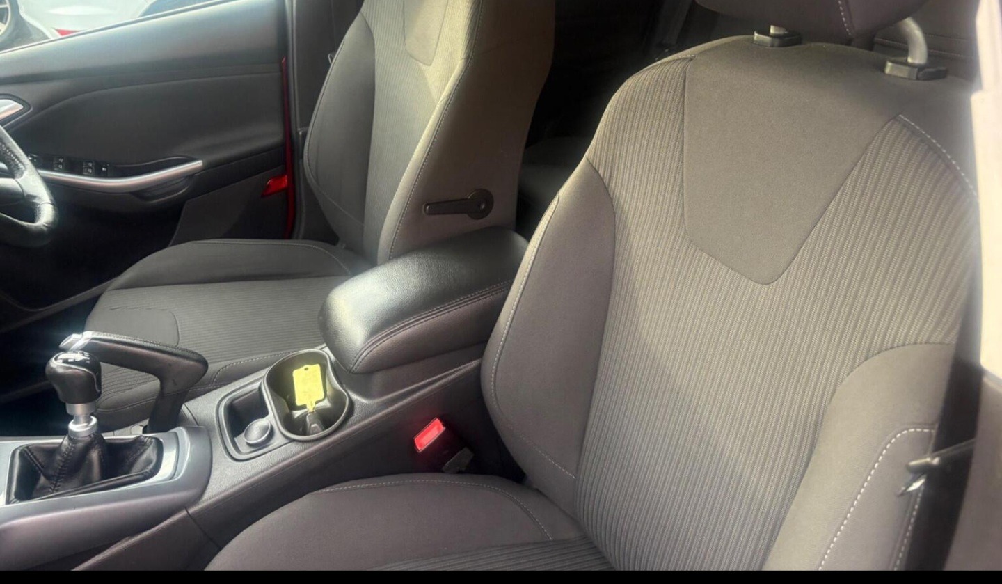 Used Ford Focus 2012 for sale - 76922009: Photo 10