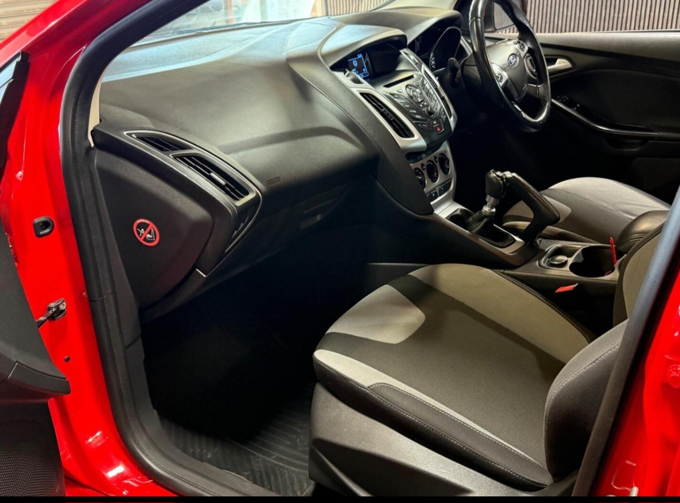 Used Ford Focus 2012 for sale - 76922009: Photo 18