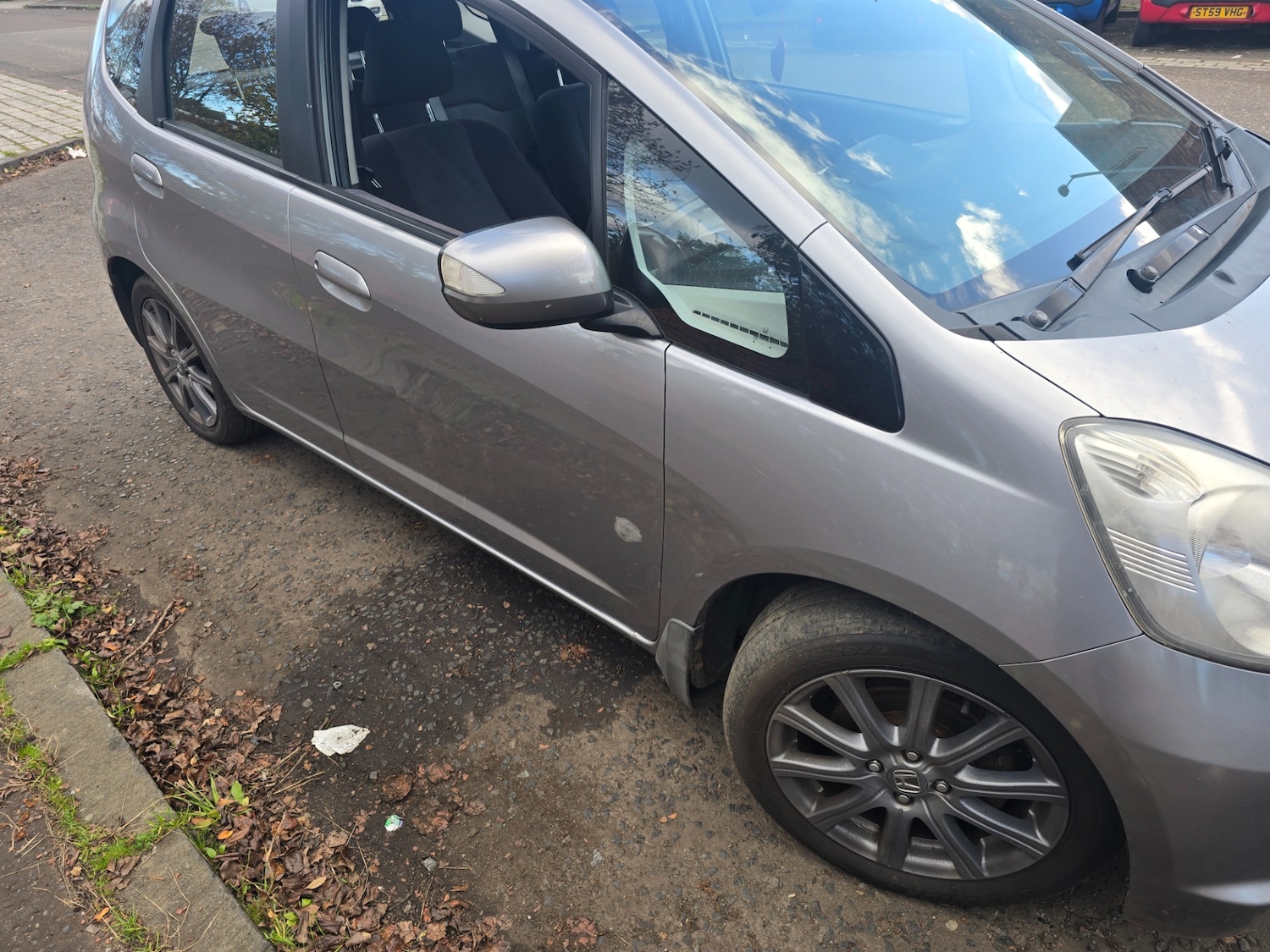 Used Honda Jazz 2010 for sale - 76861909: Photo 5