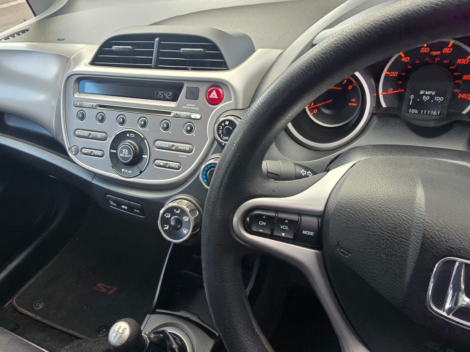 Used Honda Jazz 2010 for sale - 76861909: Photo 8