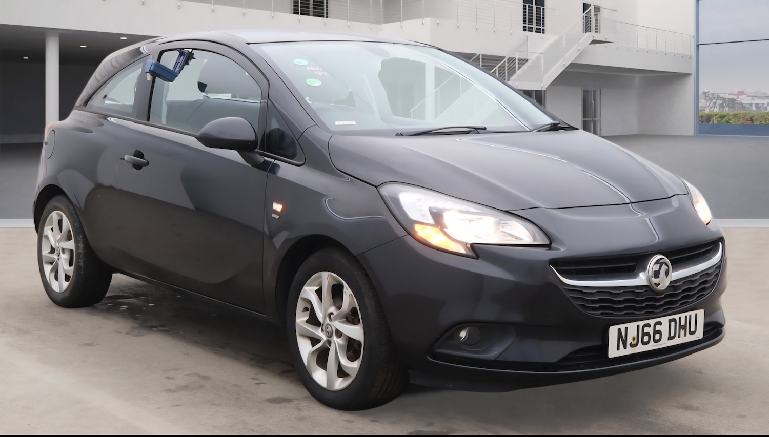 Used Vauxhall Corsa 2016 for sale - 77681948: Photo 1