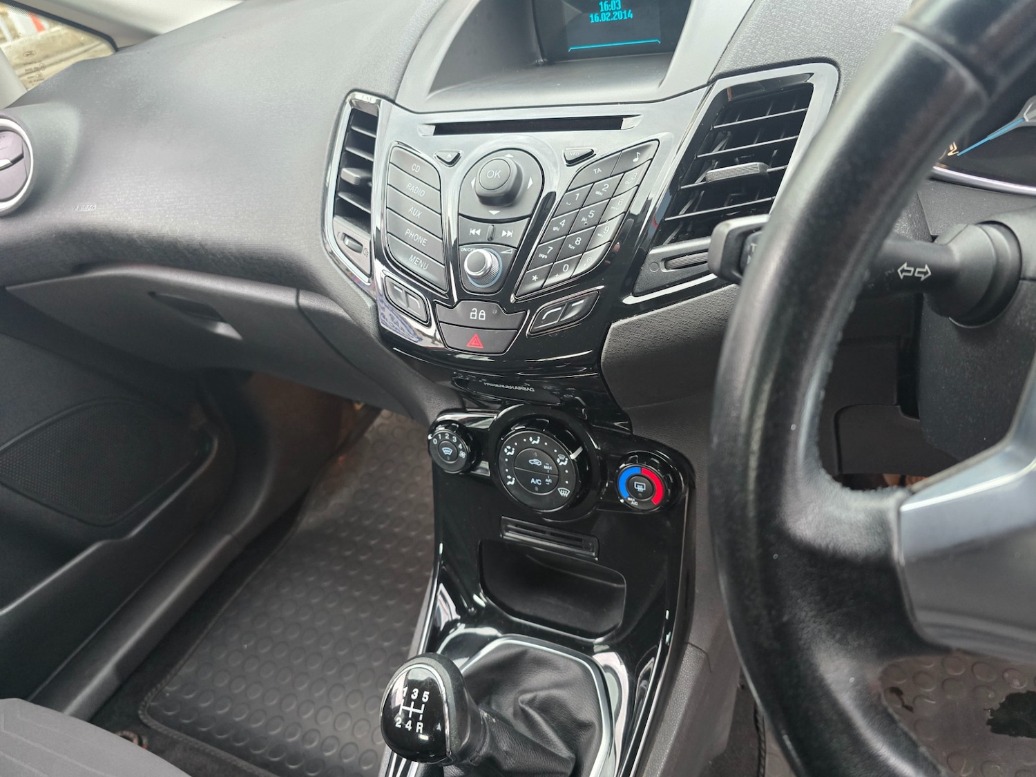 Used Ford Fiesta 2014 for sale - 76860102: Photo 10