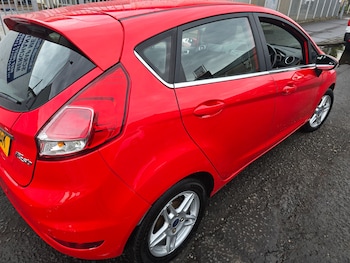 Used Ford Fiesta 2014 for sale - 76860102: Photo