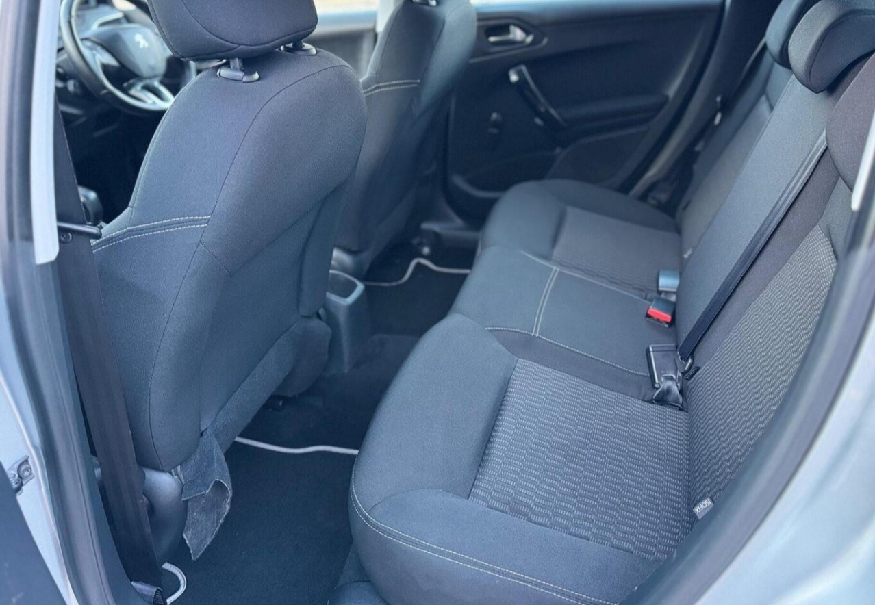 Used Peugeot 208 2018 for sale - 77326527: Photo 12