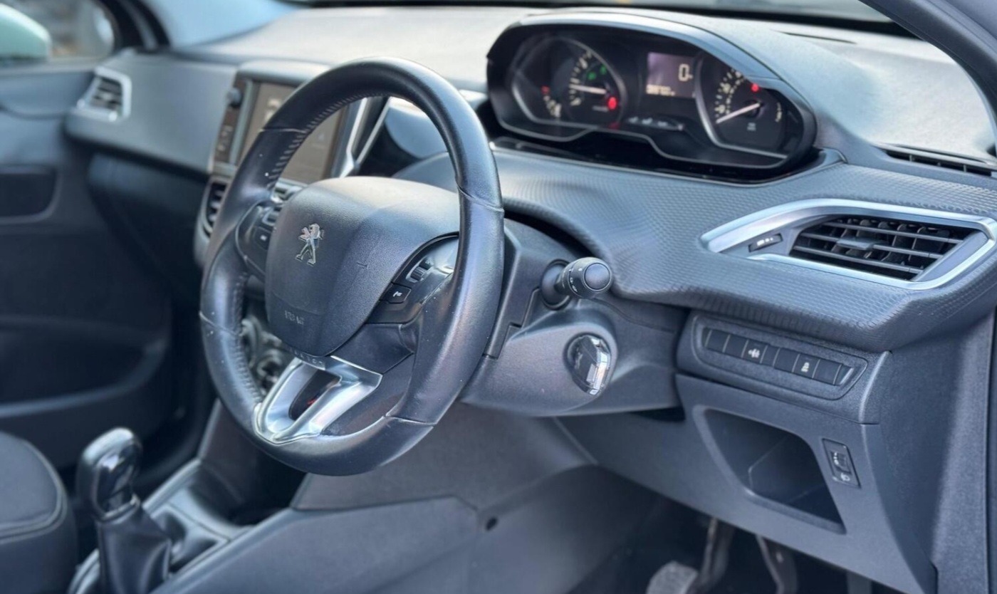 Used Peugeot 208 2018 for sale - 77326527: Photo 7